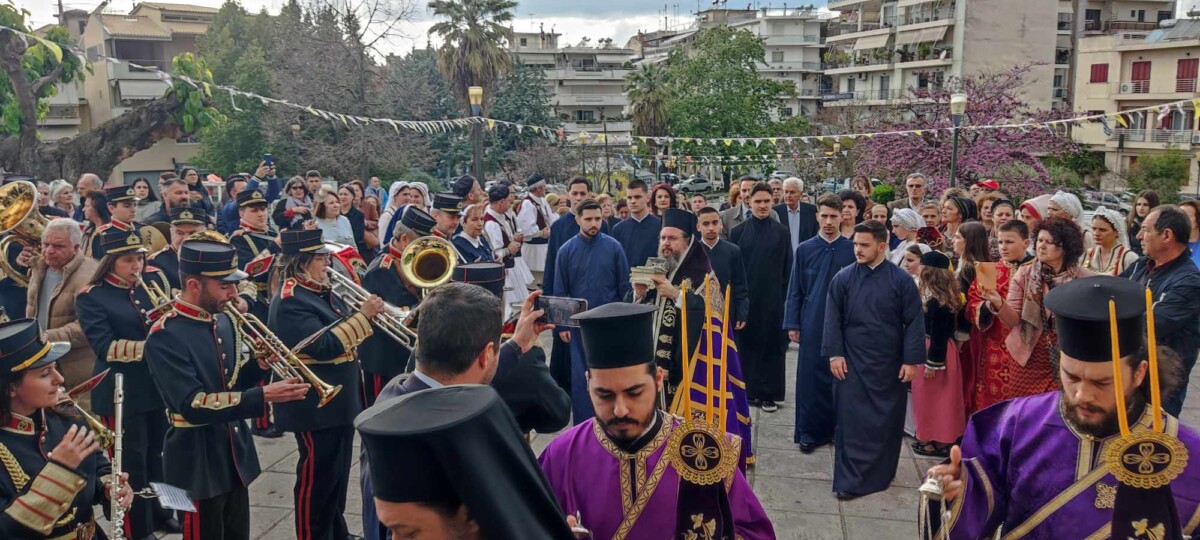 agrinio agia triada upodoxi axranton pathon9