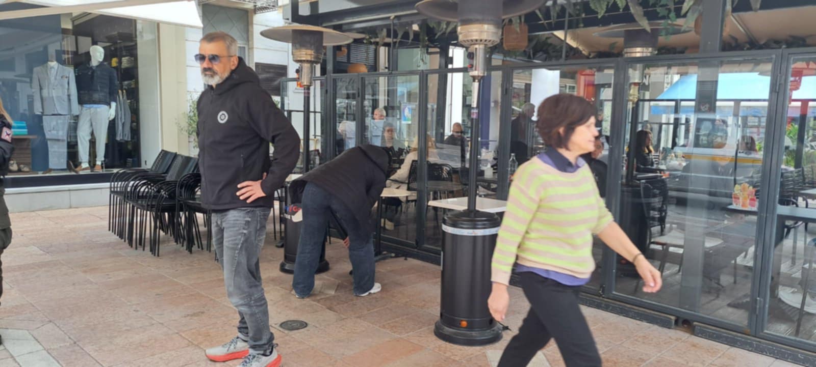 dimos agriniou trapezokathismata