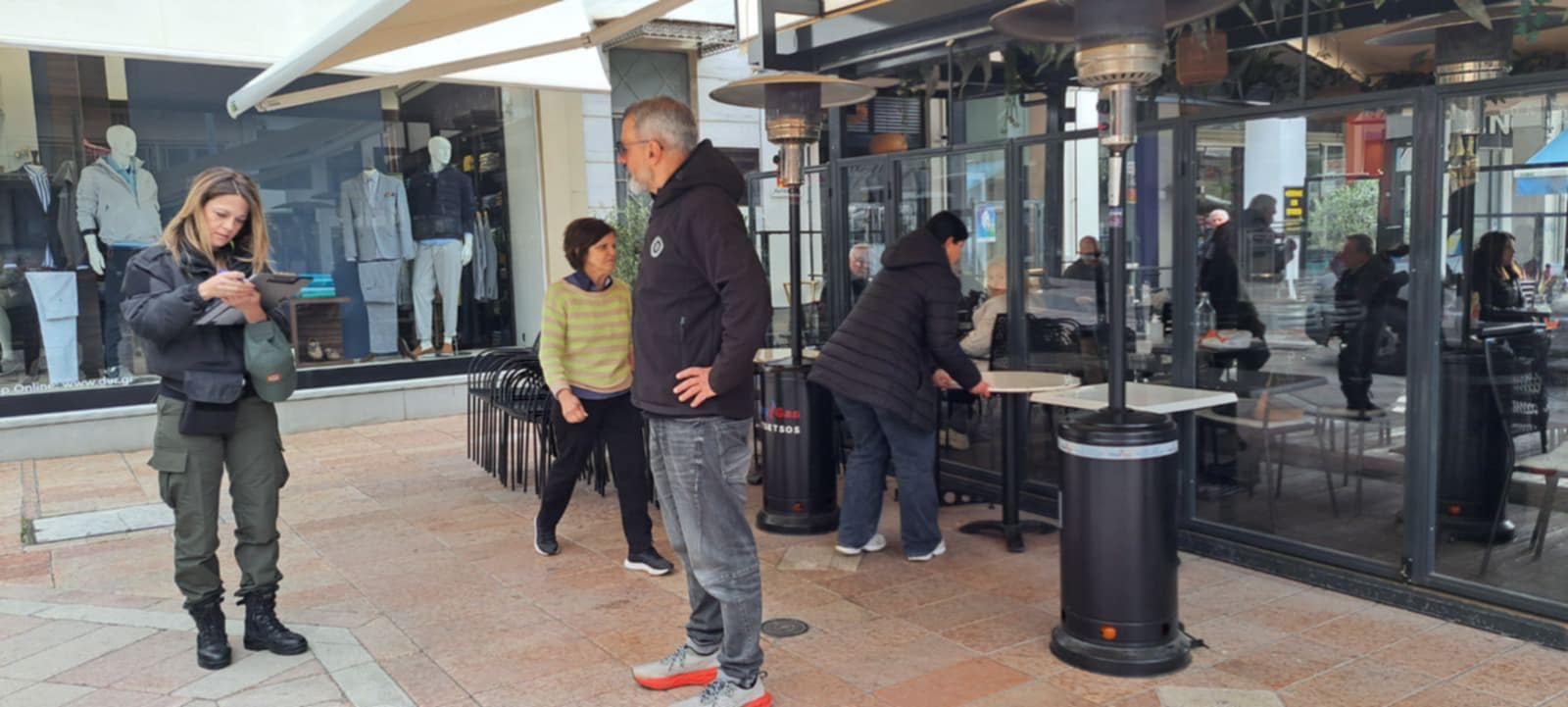 dimos agriniou trapezokathismata1