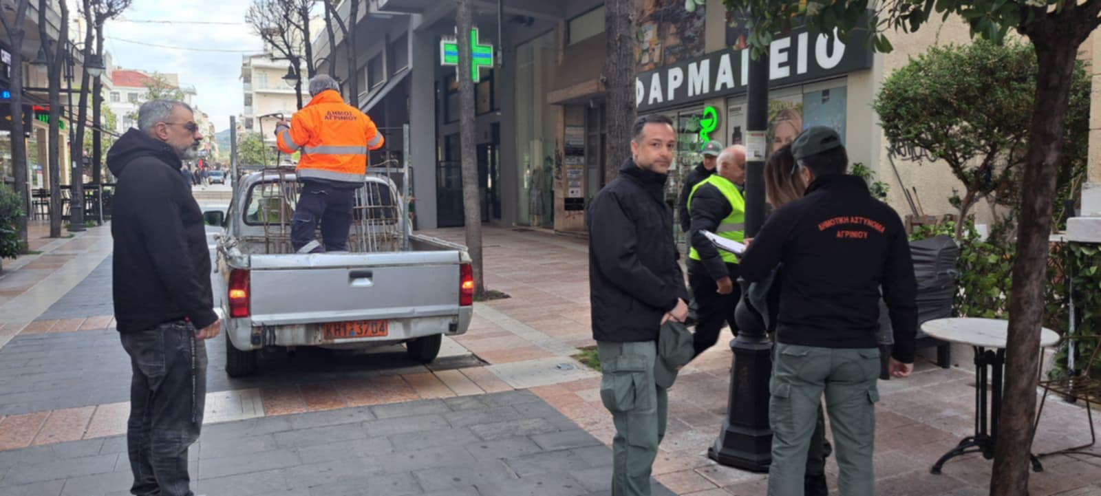 dimos agriniou trapezokathismata2