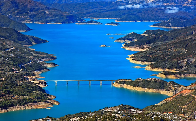 Λίμνη Κρεμαστών: Η μεγαλύτερη τεχνητή λίμνη της χώρας (Photos) -  AgrinioTimes.gr