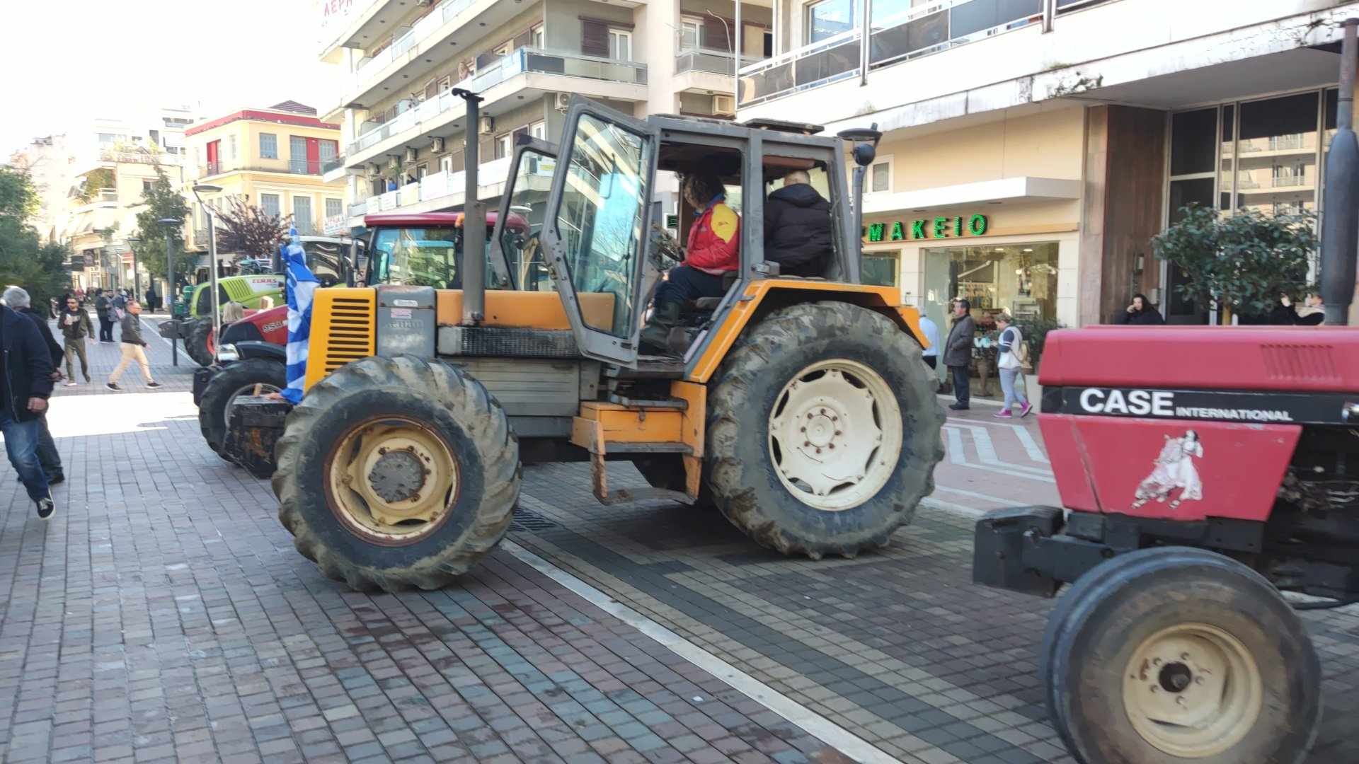 agrotes ktinotrofoi plateia dimokratias28